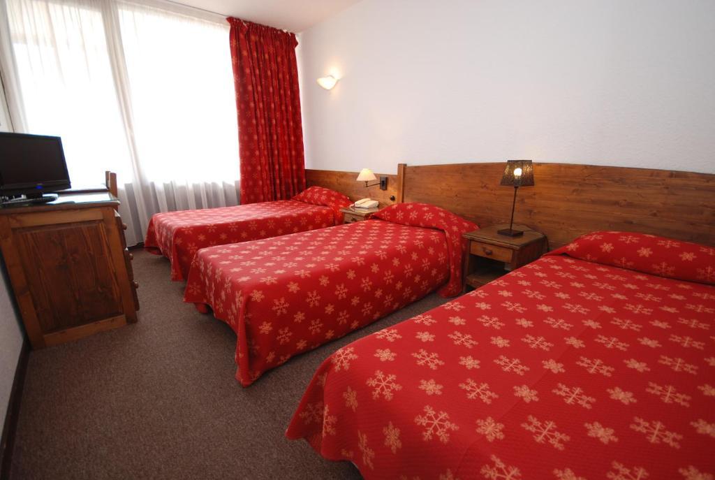 Hotel Plein Sud Serre Chevalier Room photo
